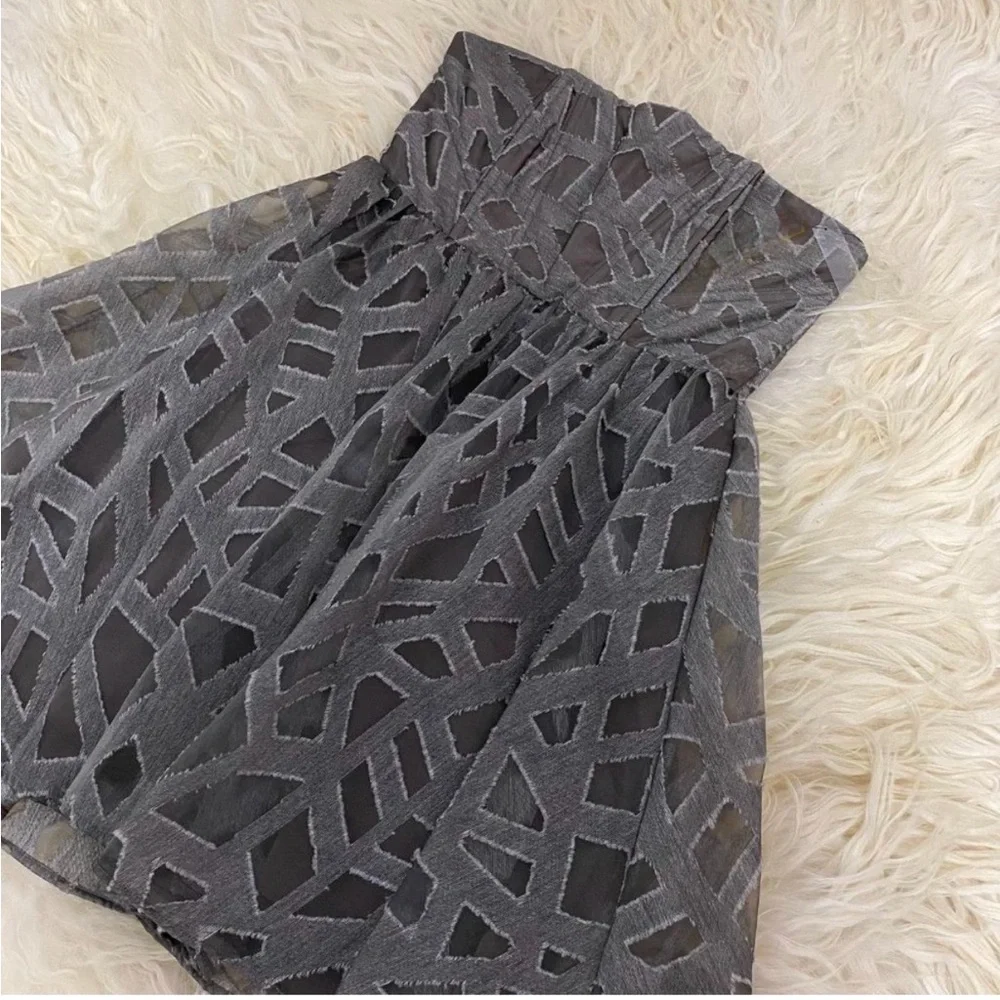 Alice + Olivia Grey Kristin Strapless Babydoll Dress Size 2 NWOT - Picture 6 of 6